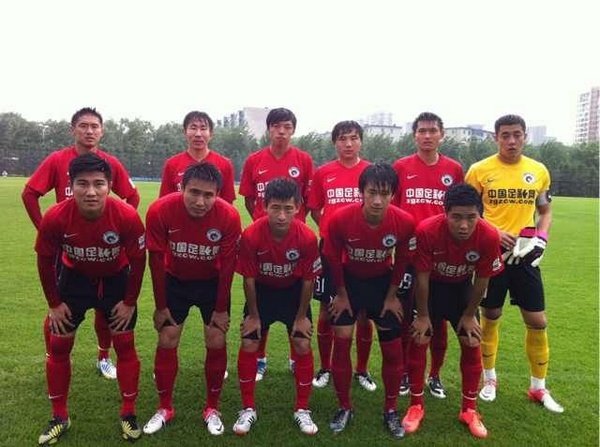 科尔：球员失去首发总是会沮丧，跟库明加交流过了目标一致（科尔：失去首发难免沮丧，已与库明加沟通并达成共识）