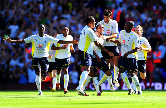 皇马0-2终结对塞尔塔西甲10连胜，此前22次联赛交锋20胜2平（皇马0-2负塞尔塔，西甲对其十连胜止步，近22次联赛交锋20胜2平）