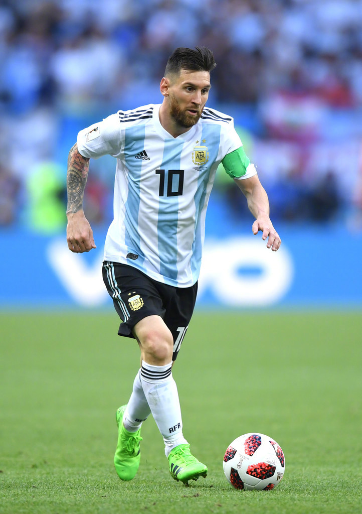 国安新体育总监中文名叫马永明，此前曾担任拜仁亚太区体育总监（国安任命马永明为新任体育总监，曾出任拜仁亚太区体育总监）