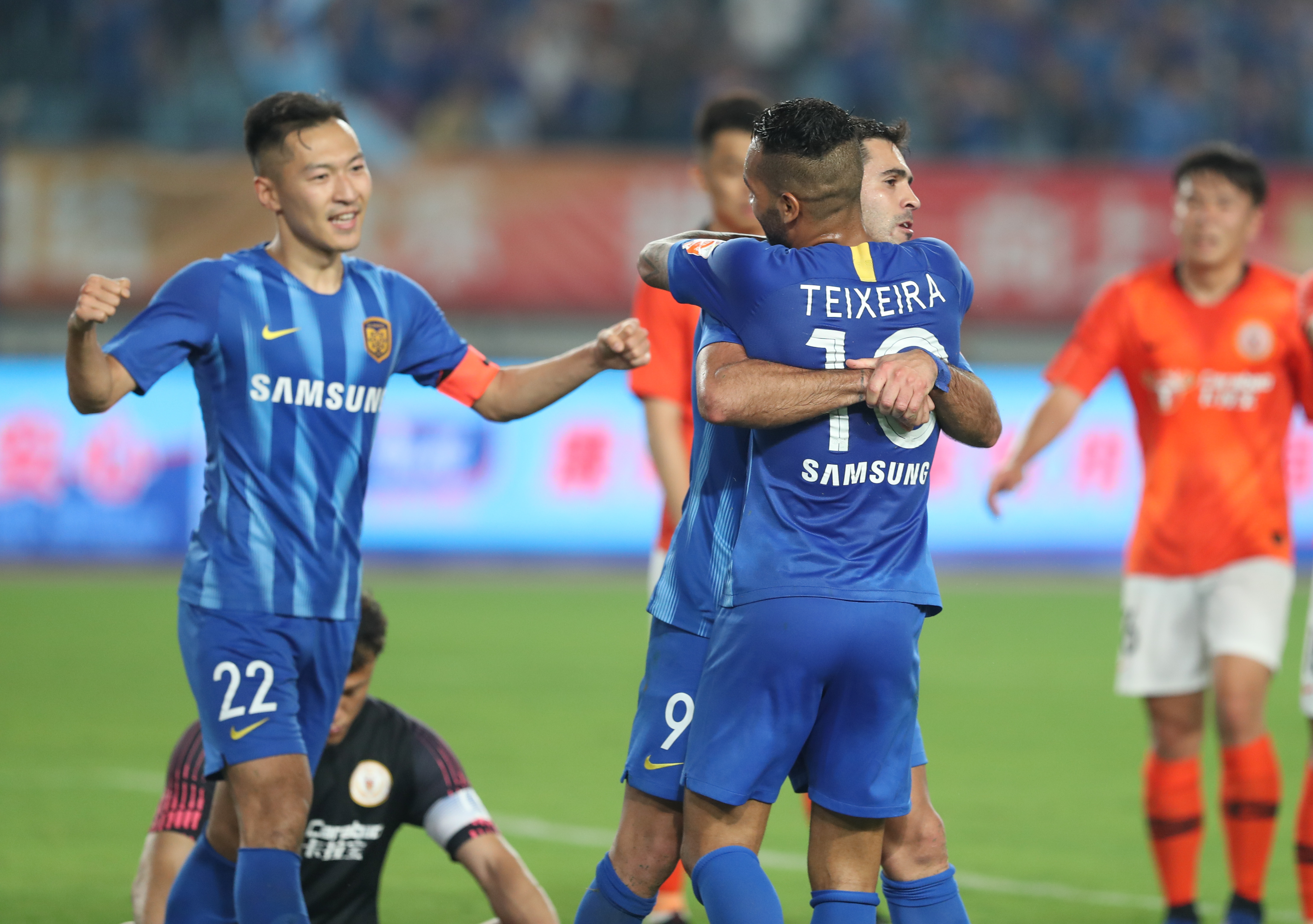 德天空：因西涅希望再次征战意甲，德甲对他也是可行的选择（德天空：因西涅盼重回意甲，德甲亦为现实选项）