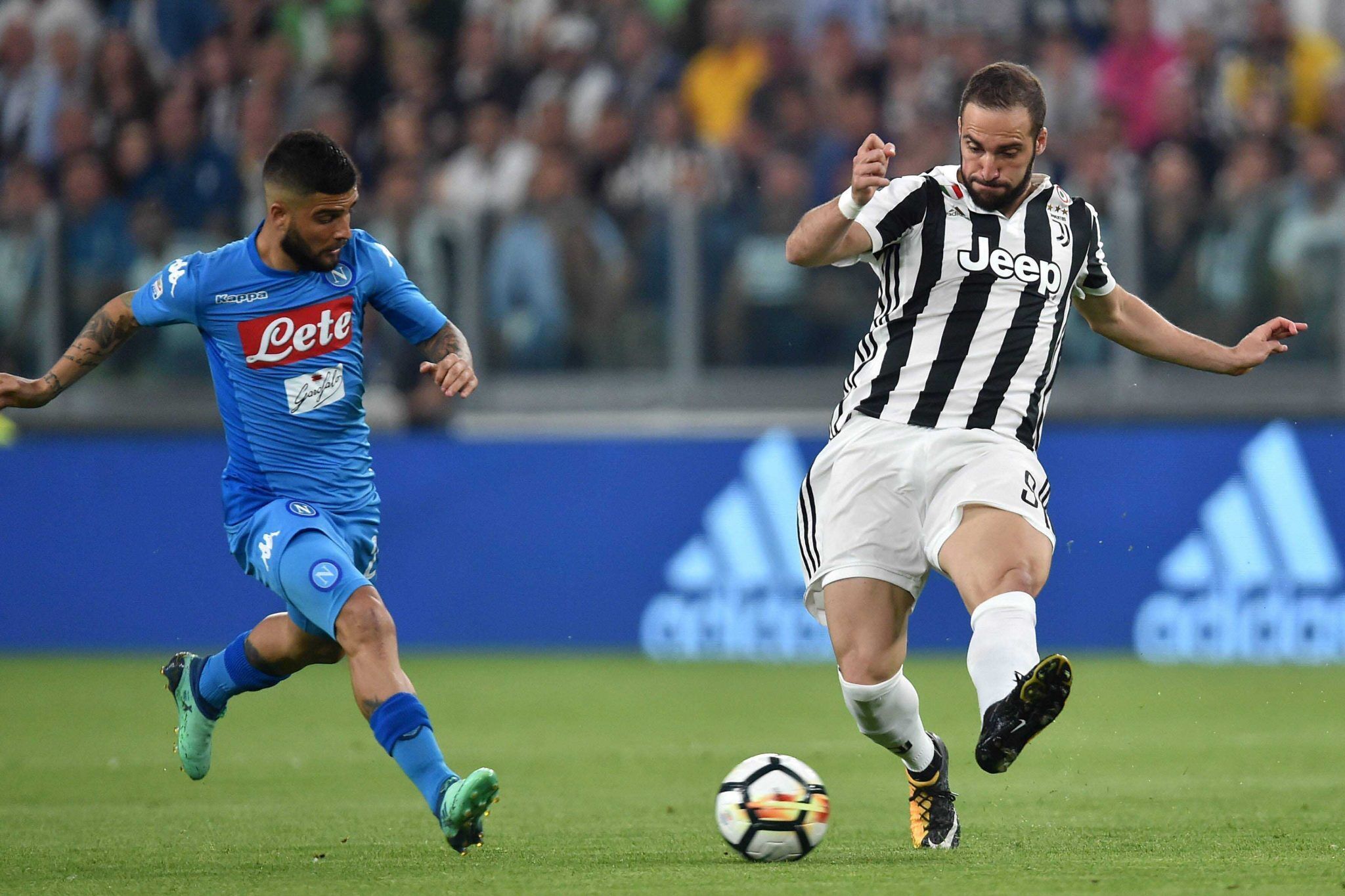 法尔克：二队前锋利契纳预计冬窗离队，拜仁希望加入回购条款（法尔克：拜仁二队前锋利契纳预计冬窗离队，俱乐部盼加入回购条款）